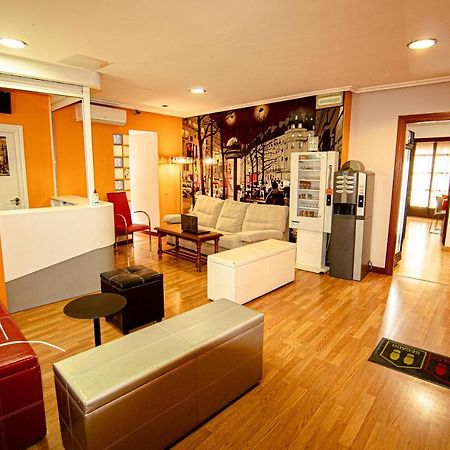 Residencia Salamanca Universitaria Hotel Buitenkant foto