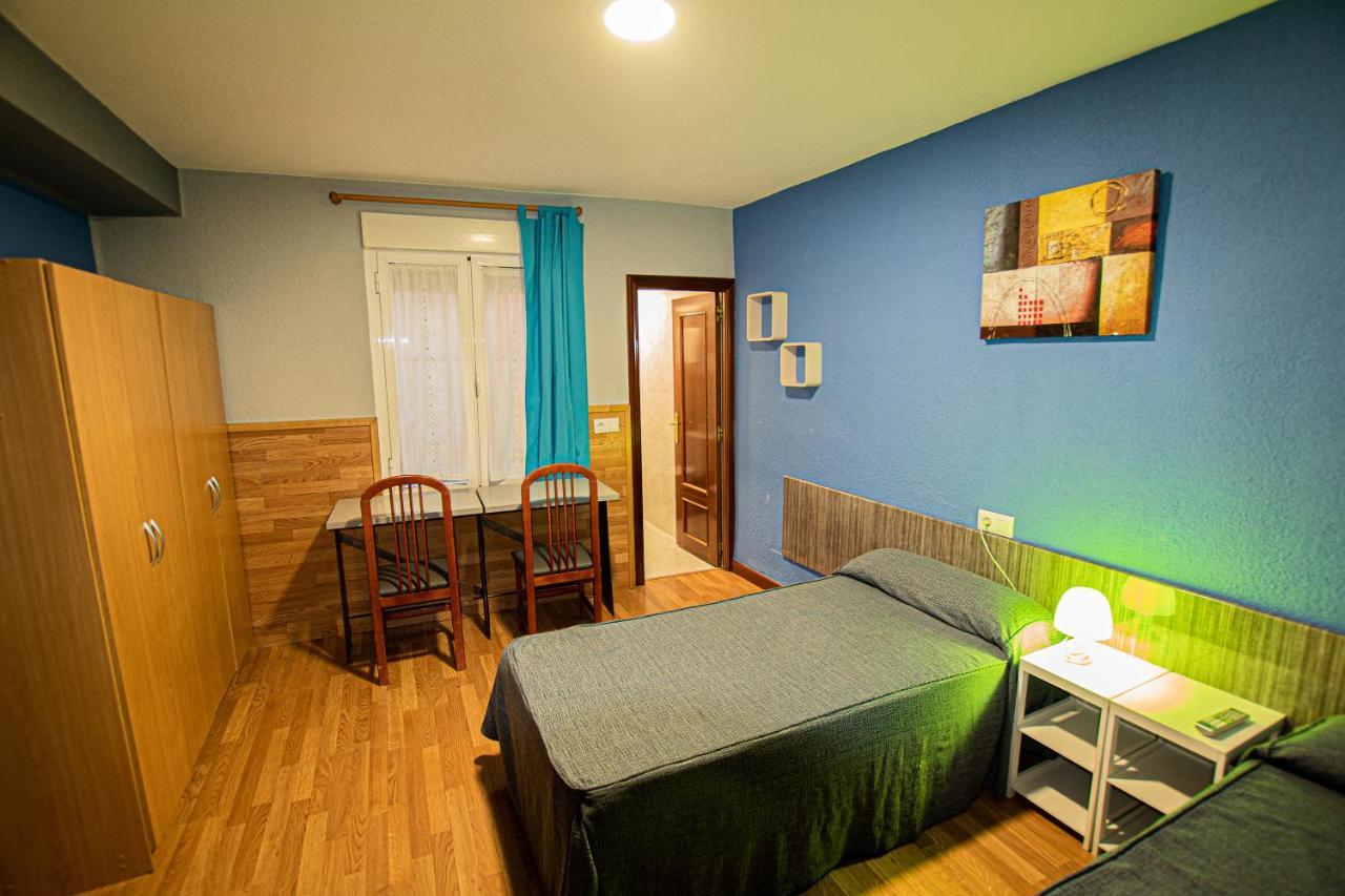 Residencia Salamanca Universitaria Hotel Buitenkant foto